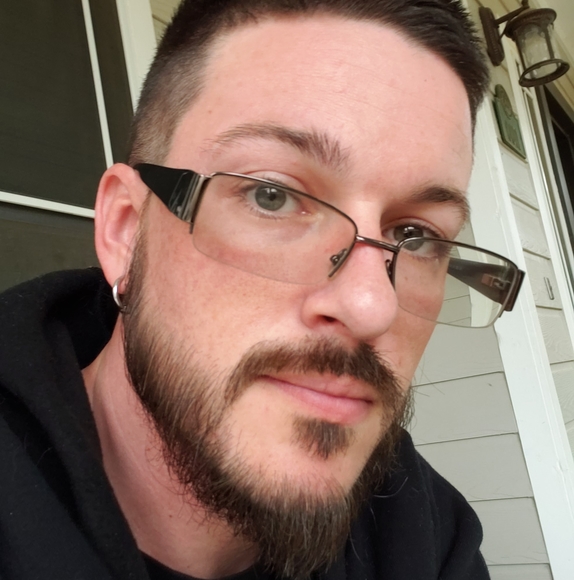 Meet your Posher, Scotty - Picture 1 of 1